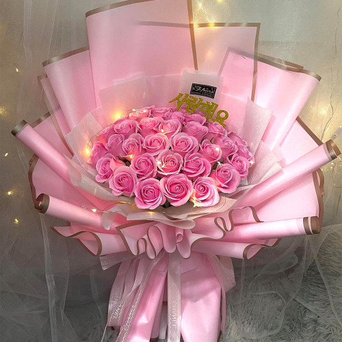 Hồng Nữ Tính Hồng Nữ Tính